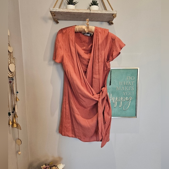 Lulus Rose Wrap Dress NWT - Picture 8 of 11